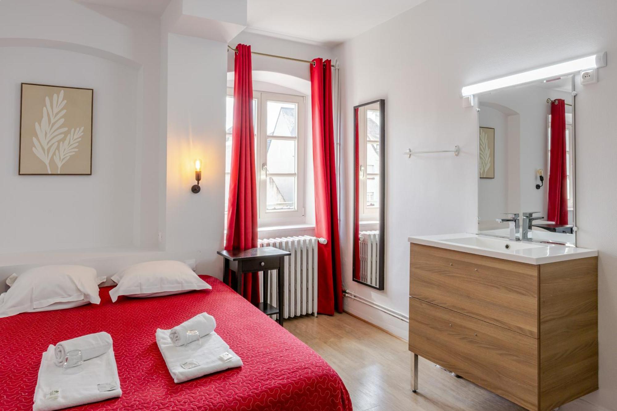 Hotel Patricia - Strasbourg Hyper Centre Экстерьер фото